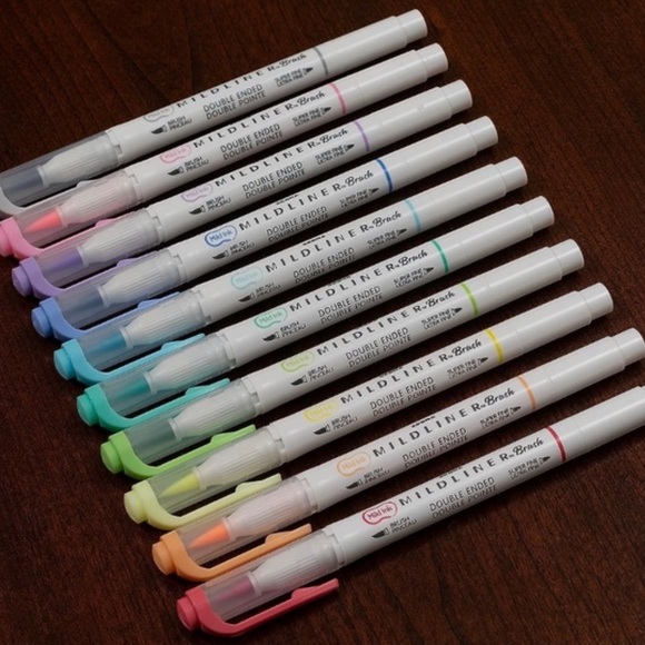 NWT Midliner Brush Pen & Marker Kit 10ct Brush tip and bullet tip. - Picture 2 of 7